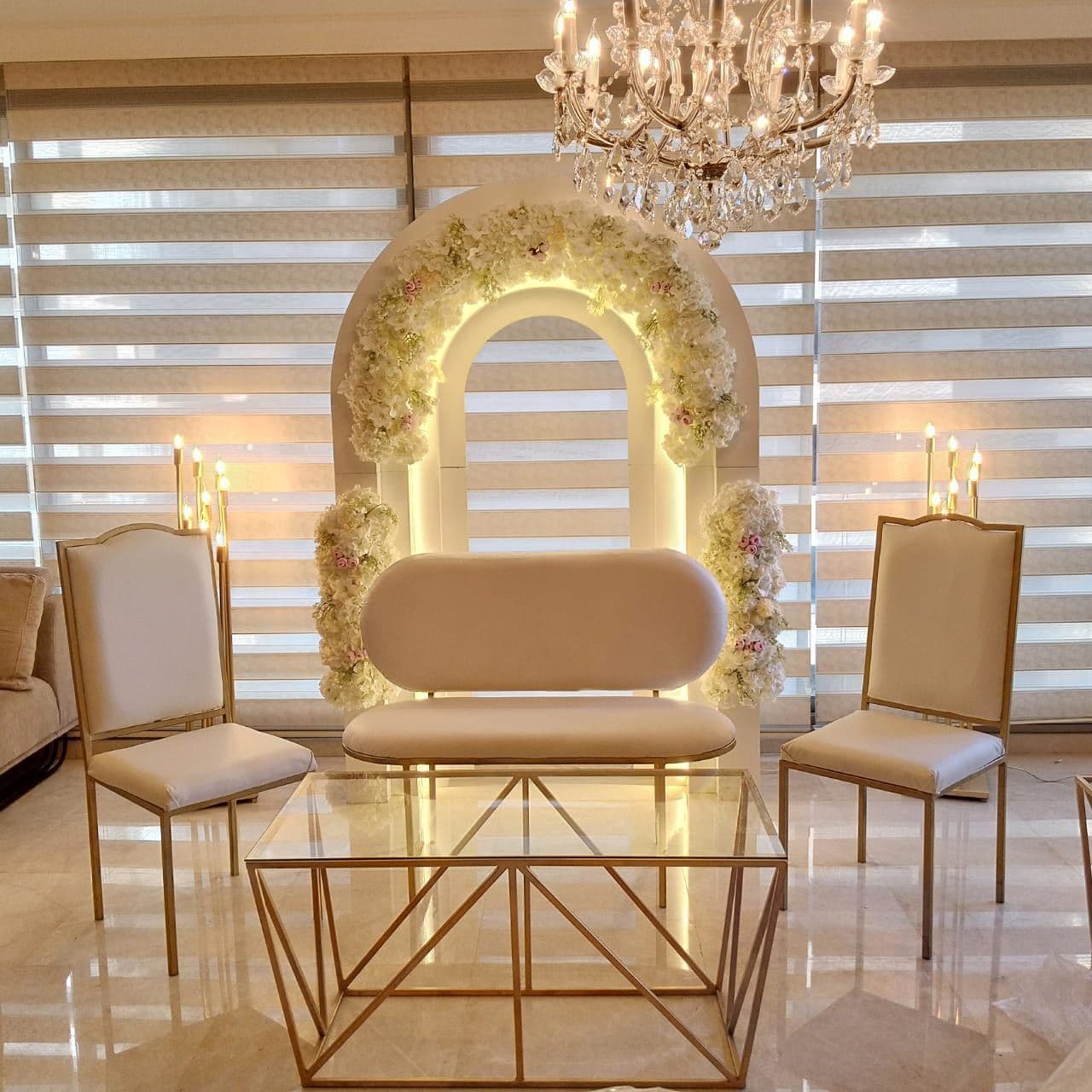 Couple Lounge